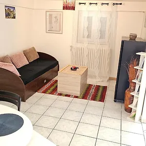 3 Rue Maurice Utrillo Maison d'hôtes